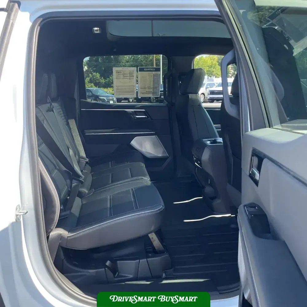2025 GMC Sierra EV Denali