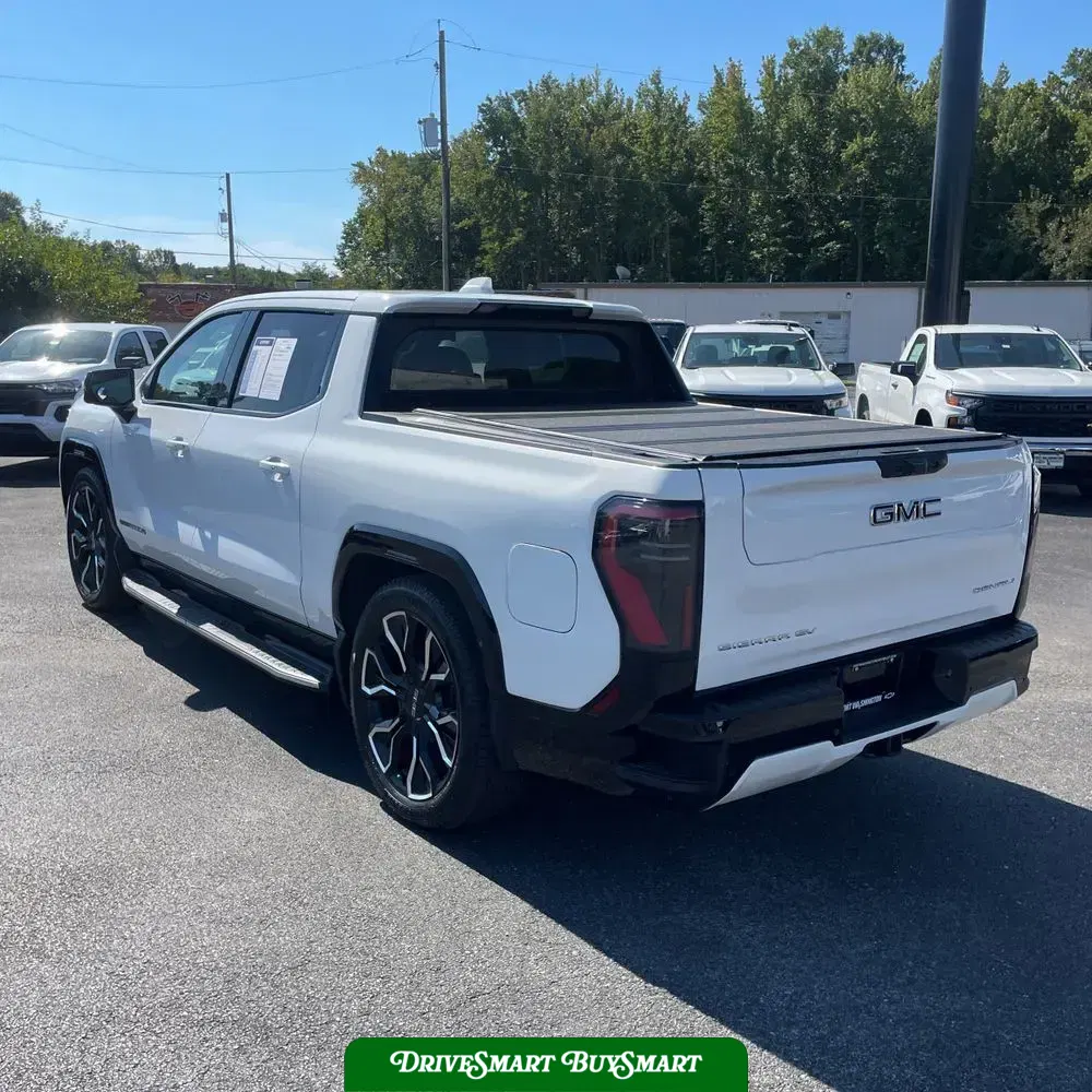 2025 GMC Sierra EV Denali