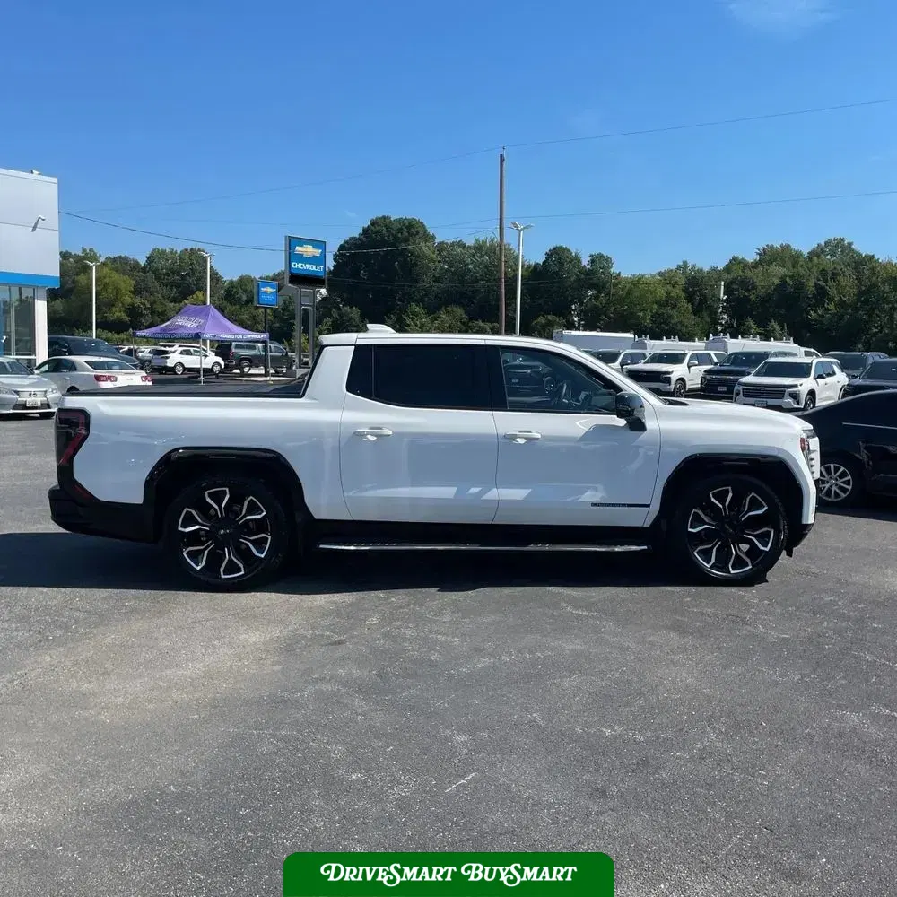 2025 GMC Sierra EV Denali