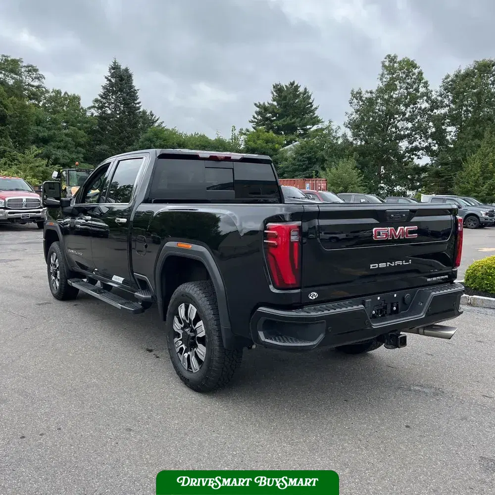 2024 GMC Sierra 2500HD Denali
