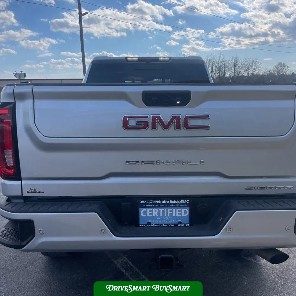 2023 GMC Sierra 2500HD Denali