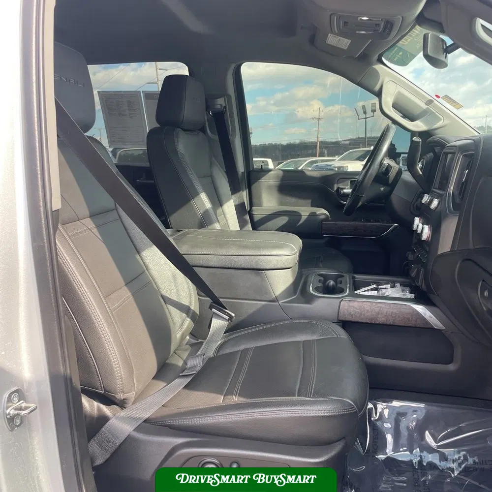 2023 GMC Sierra 2500HD Denali