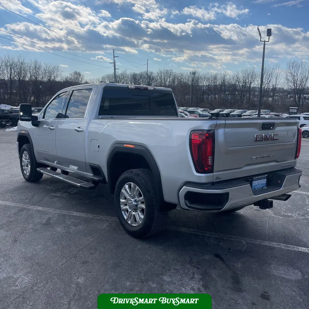 2023 GMC Sierra 2500HD Denali