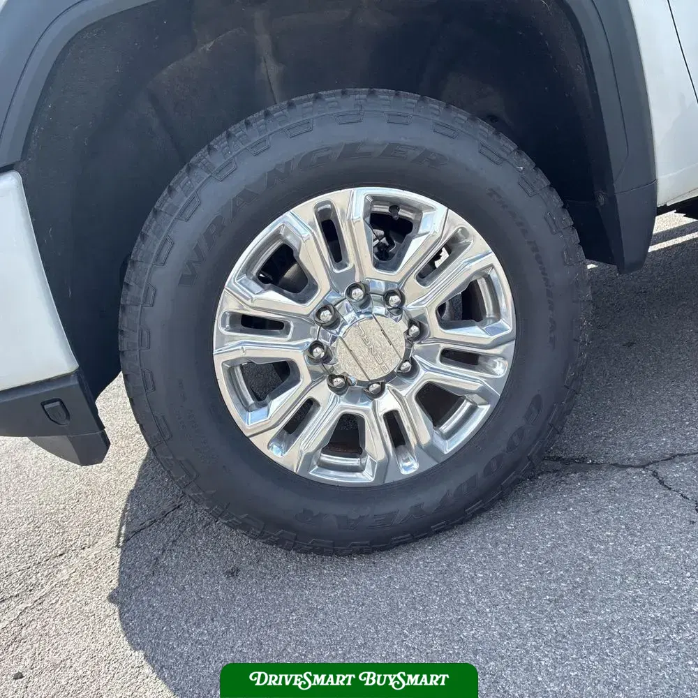 2023 GMC Sierra 2500HD Denali