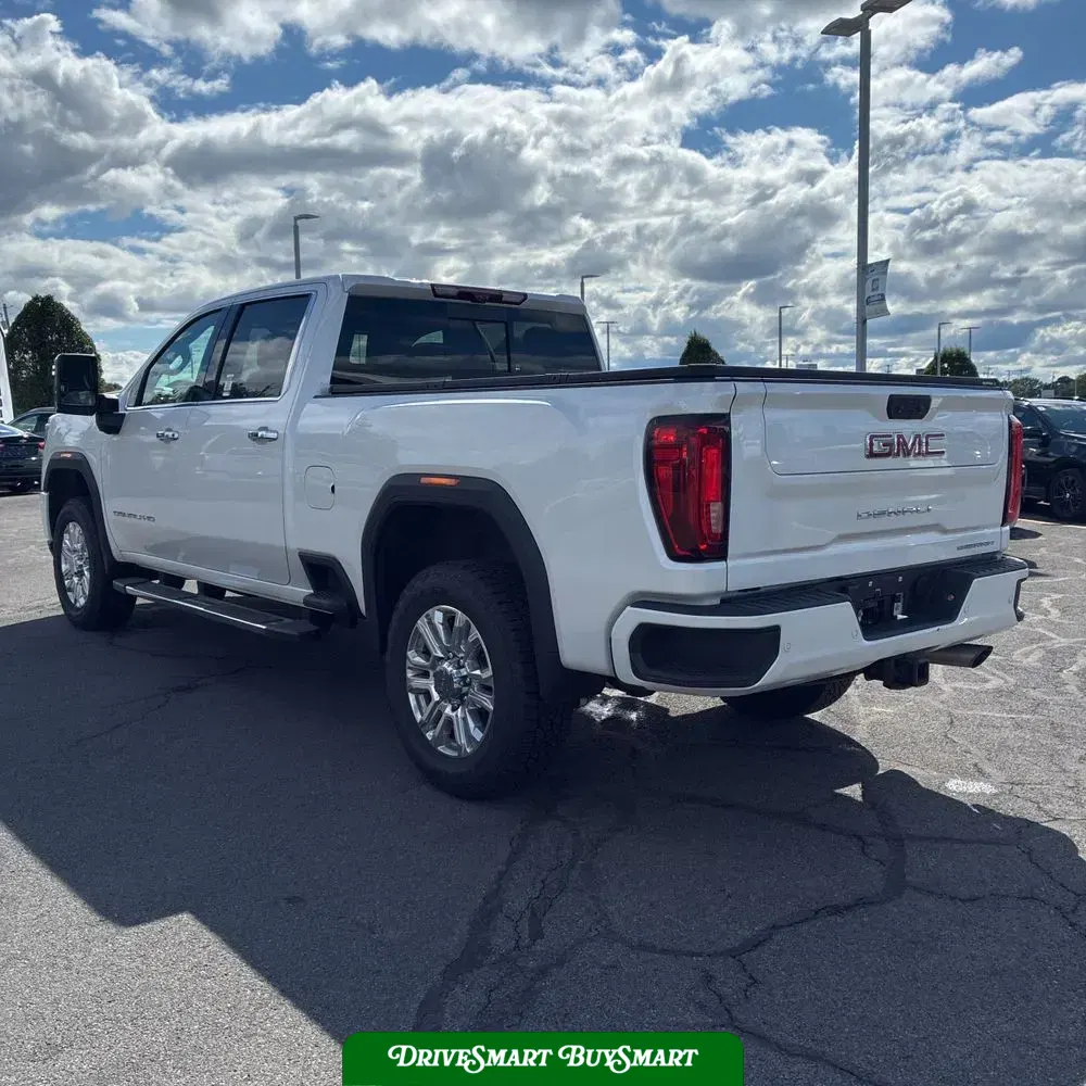 2023 GMC Sierra 2500HD Denali