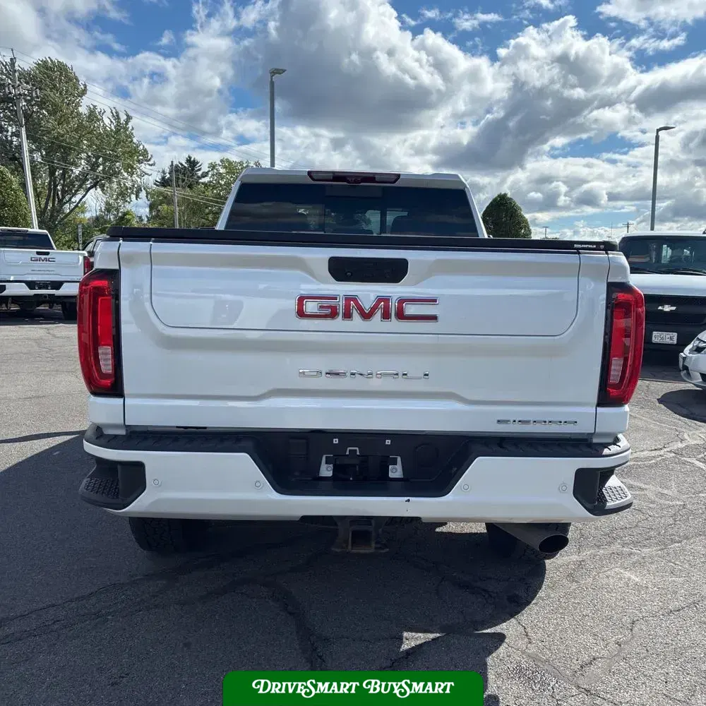 2023 GMC Sierra 2500HD Denali