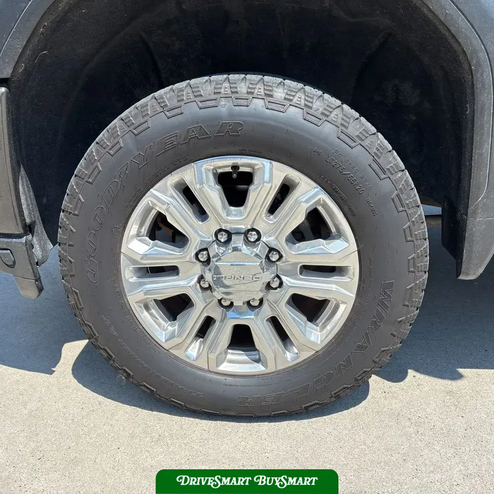 2023 GMC Sierra 2500HD Denali