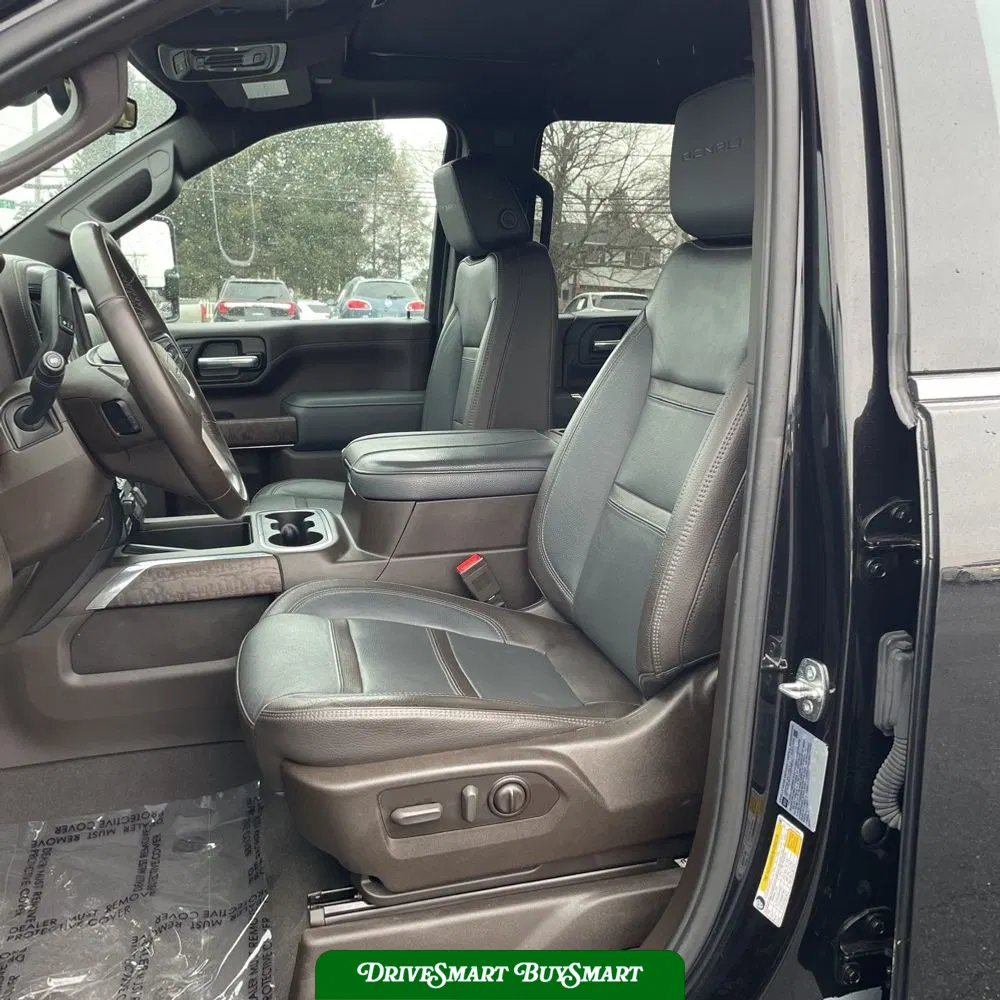 2023 GMC Sierra 2500HD Denali