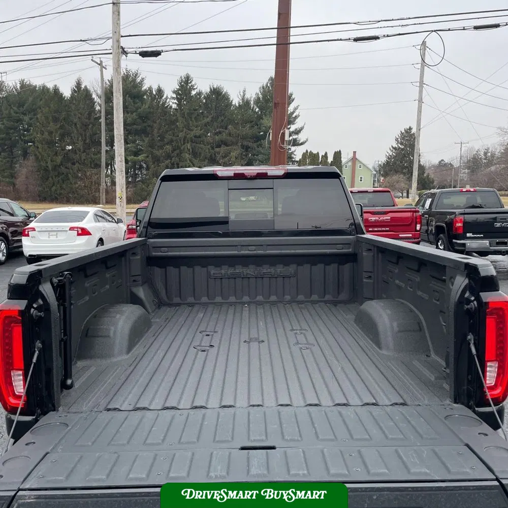 2023 GMC Sierra 2500HD Denali