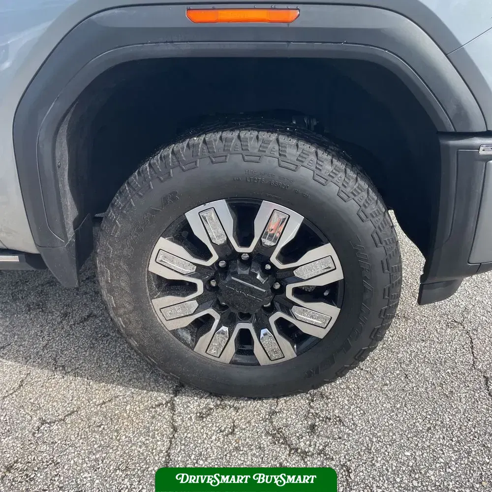 2024 GMC Sierra 2500HD Denali
