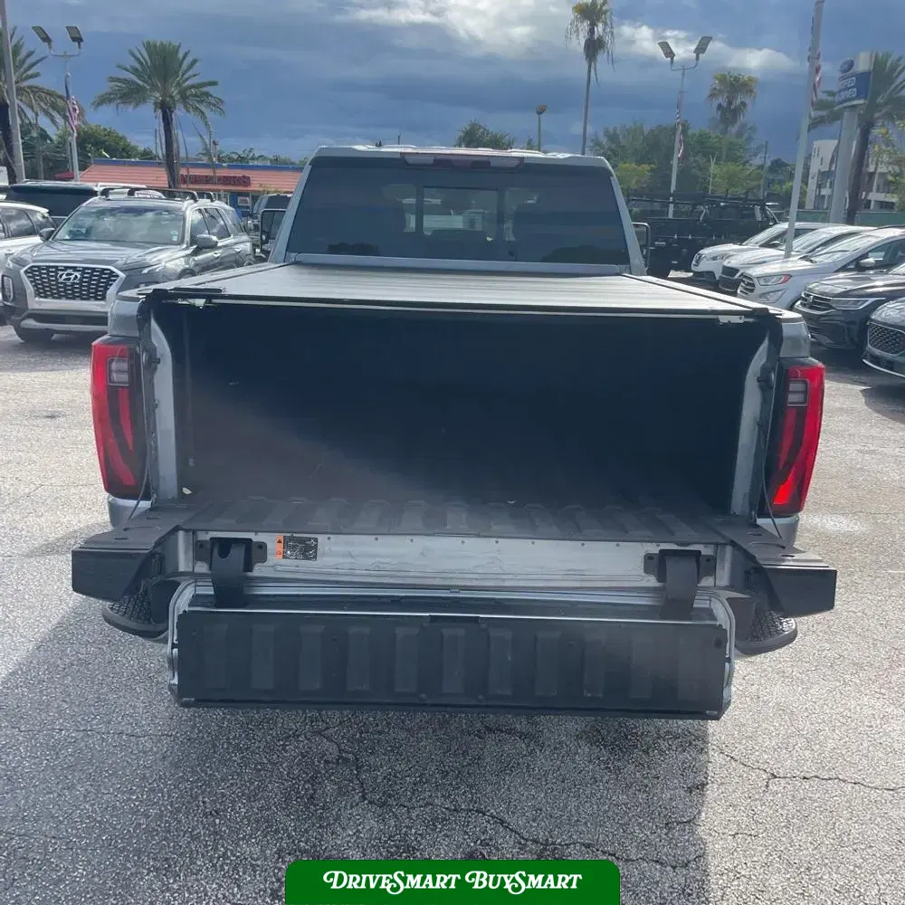 2024 GMC Sierra 2500HD Denali