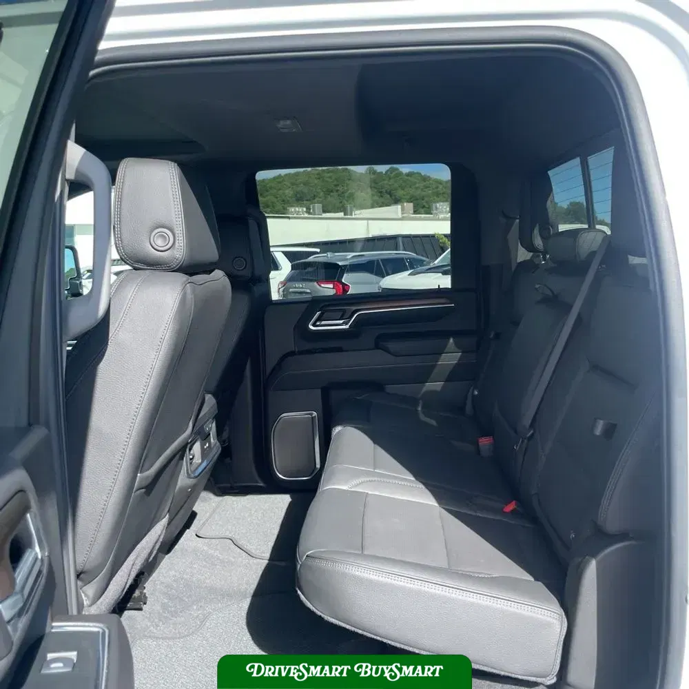 2024 GMC Sierra 2500HD Denali