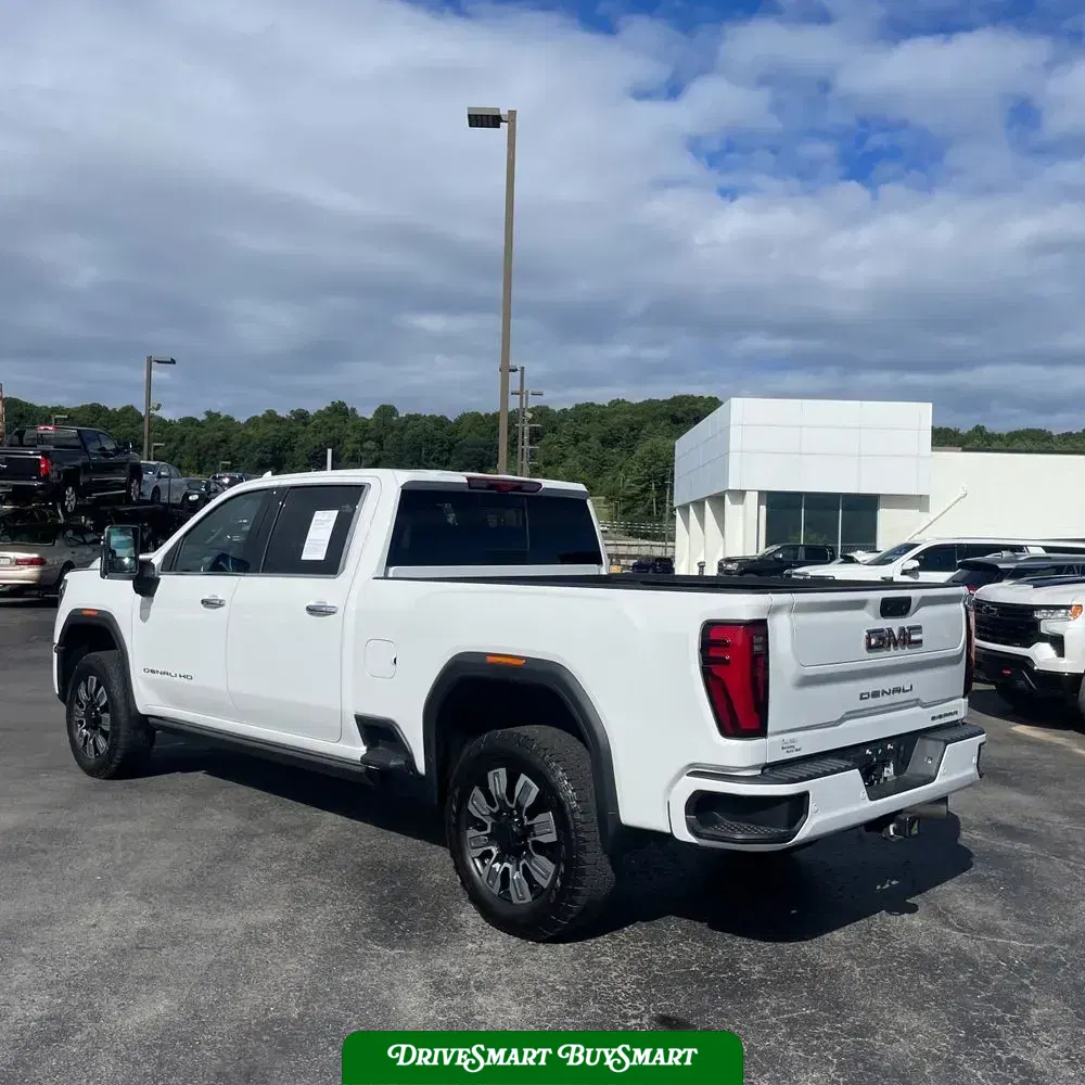 2024 GMC Sierra 2500HD Denali