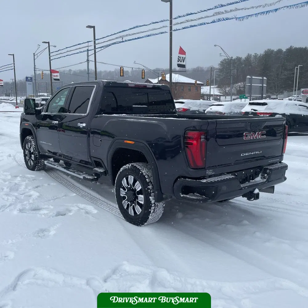 2024 GMC Sierra 2500HD Denali
