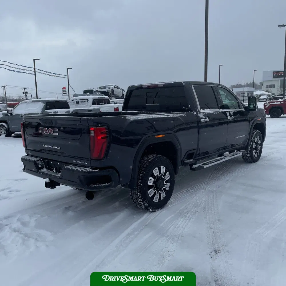 2024 GMC Sierra 2500HD Denali