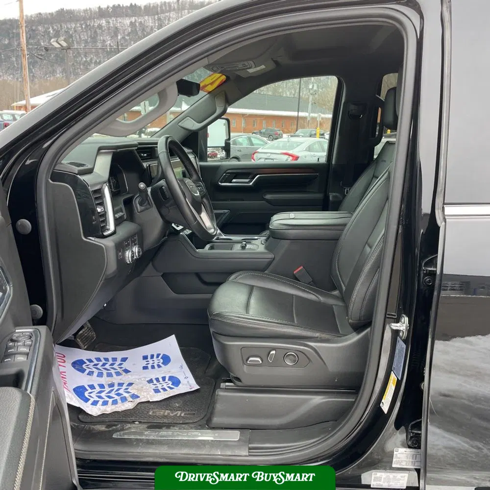 2024 GMC Sierra 2500HD Denali