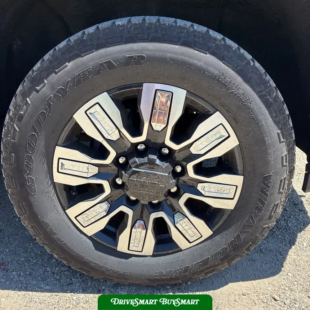 2024 GMC Sierra 2500 Denali