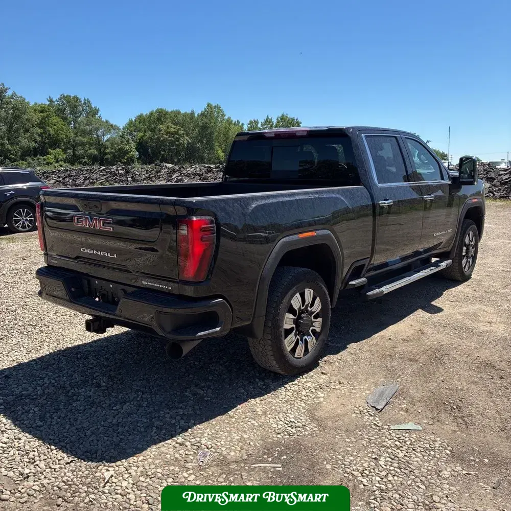 2024 GMC Sierra 2500 Denali