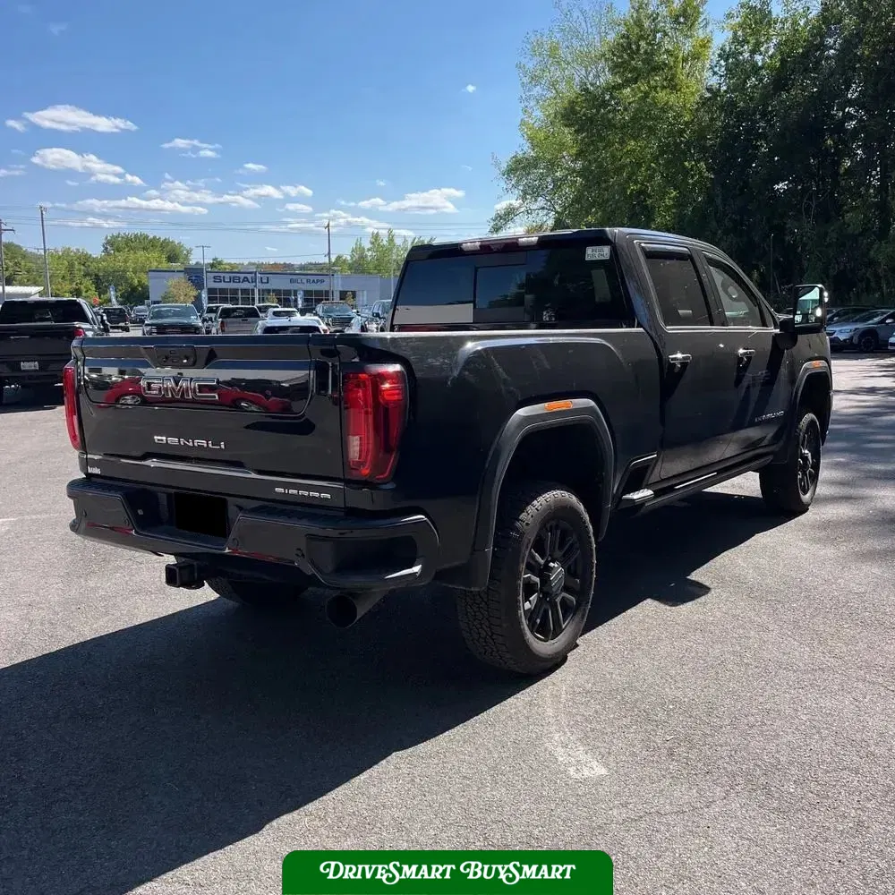 2023 GMC Sierra 2500HD Denali