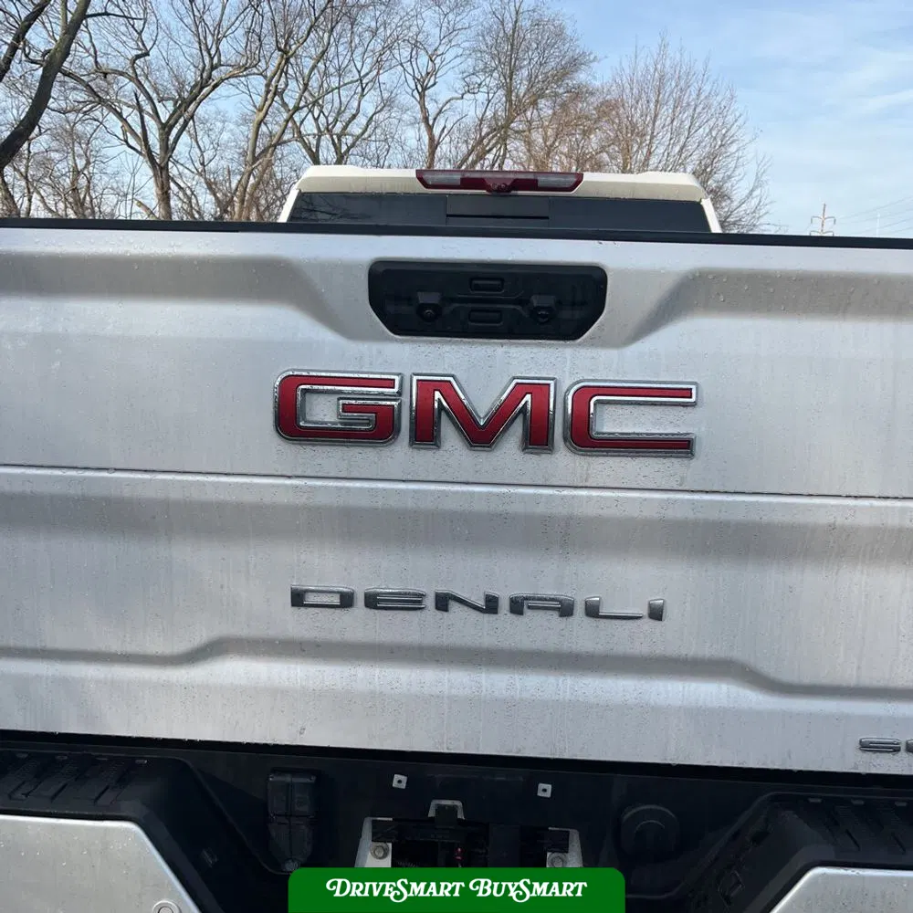 2023 GMC Sierra 2500HD Denali