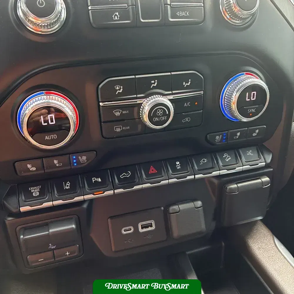 2022 GMC Sierra 3500HD Denali