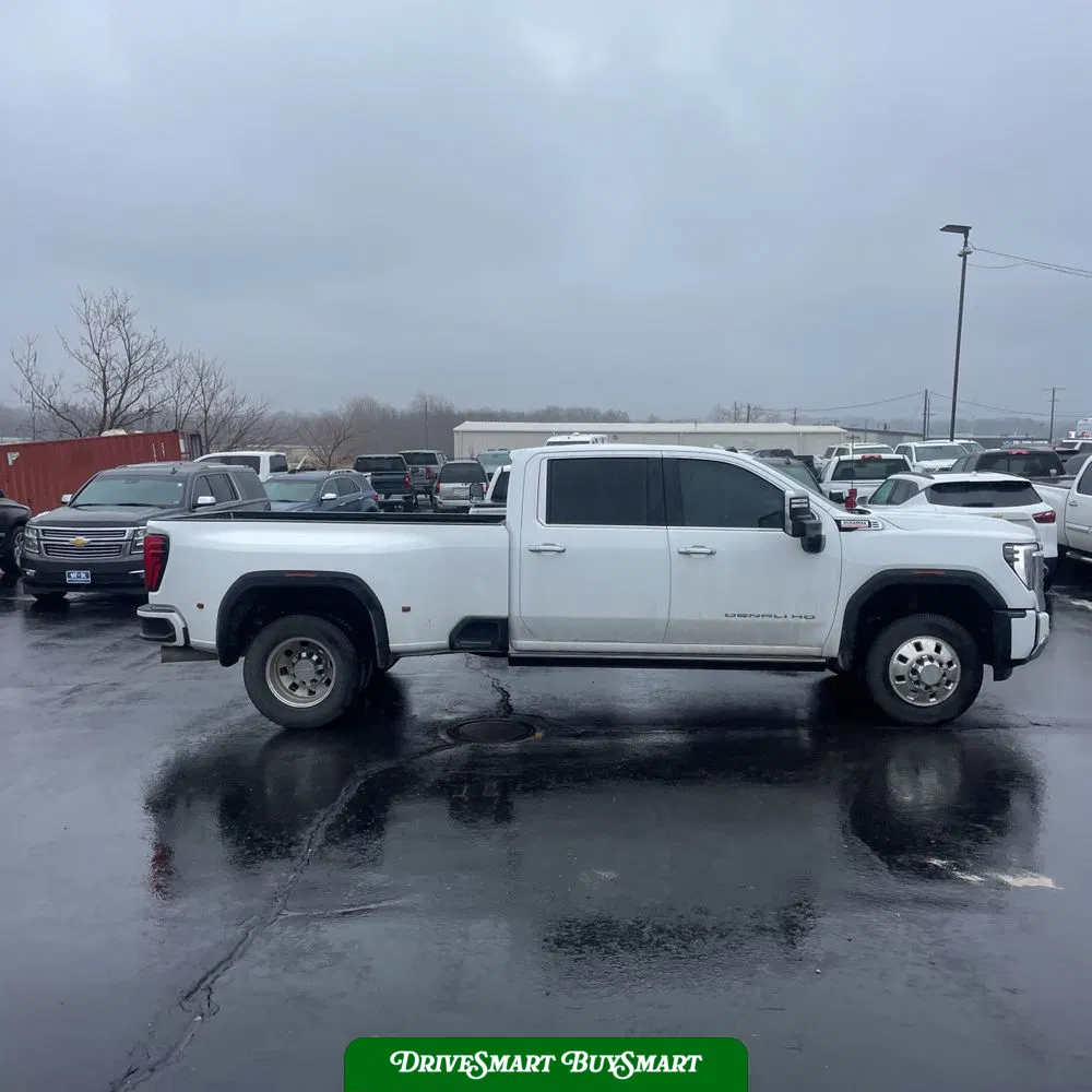 2024 GMC Sierra 3500HD Denali