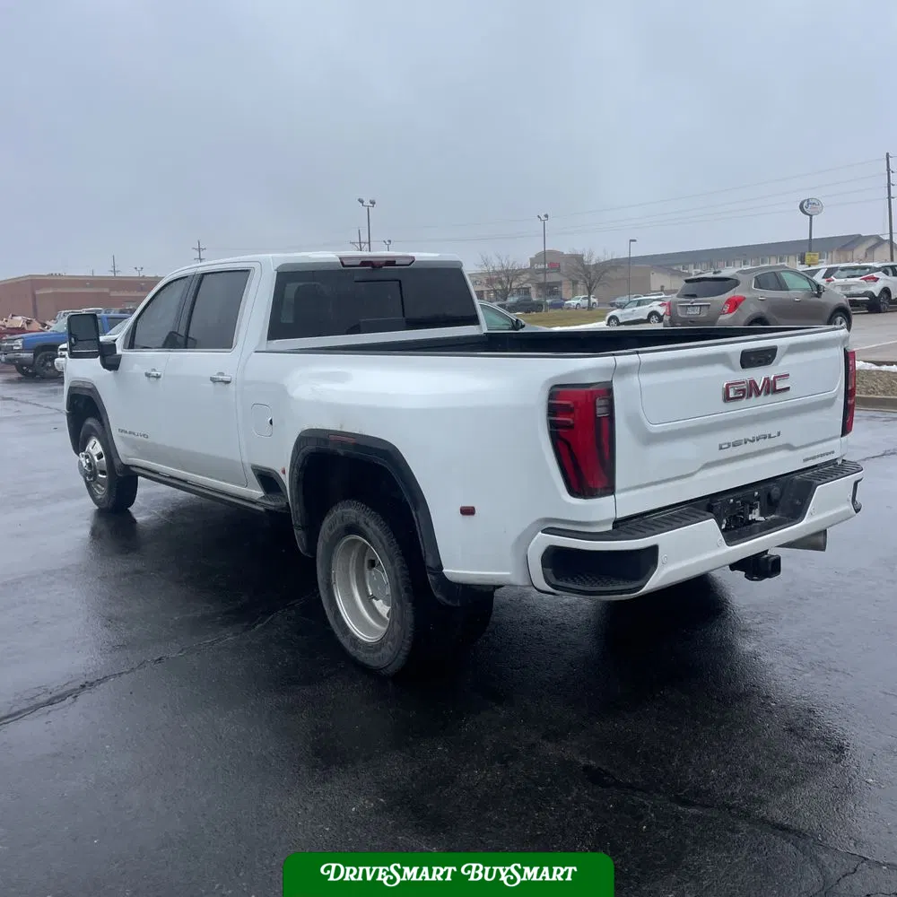 2024 GMC Sierra 3500HD Denali