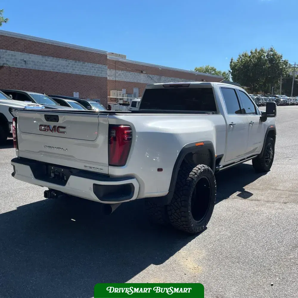 2024 GMC Sierra 3500HD Denali