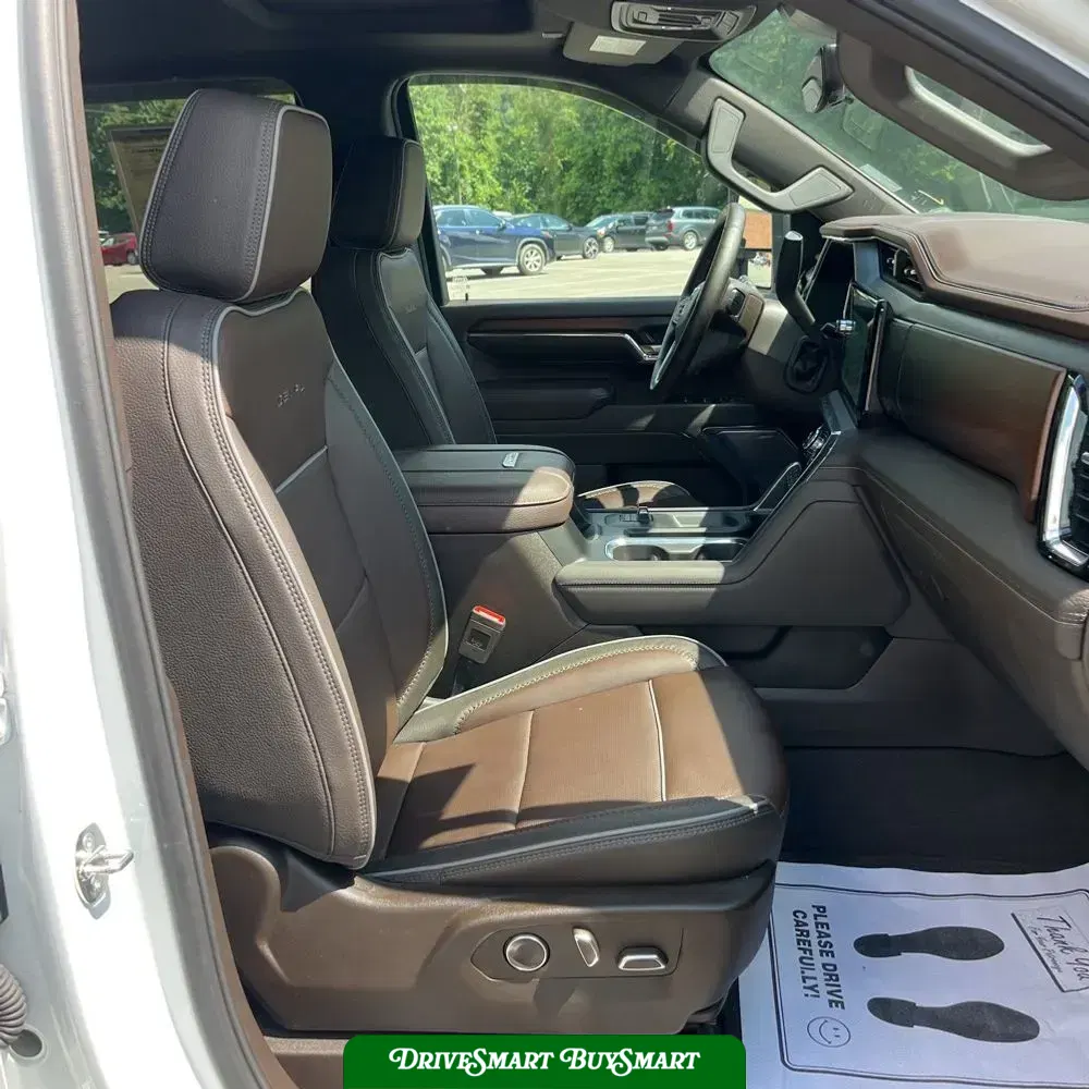 2024 GMC Sierra 3500 Denali