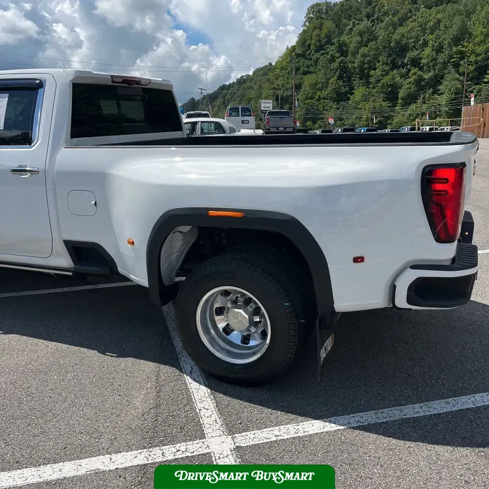 2024 GMC Sierra 3500 Denali