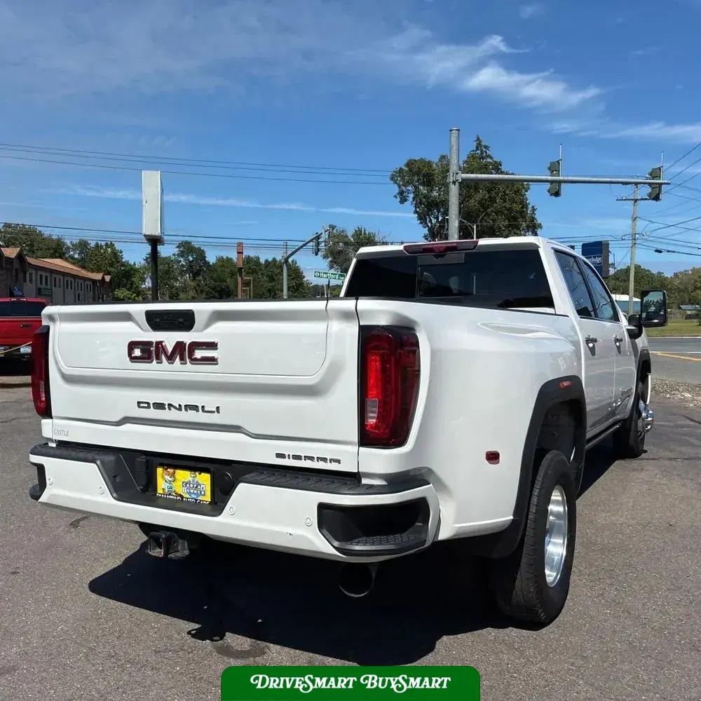 2023 GMC Sierra 3500HD Denali