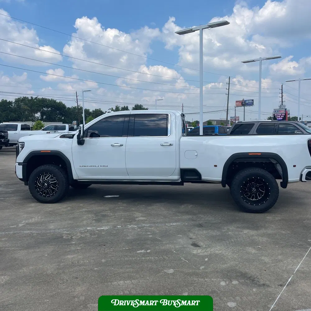 2024 GMC Sierra 3500HD Denali Ultimate