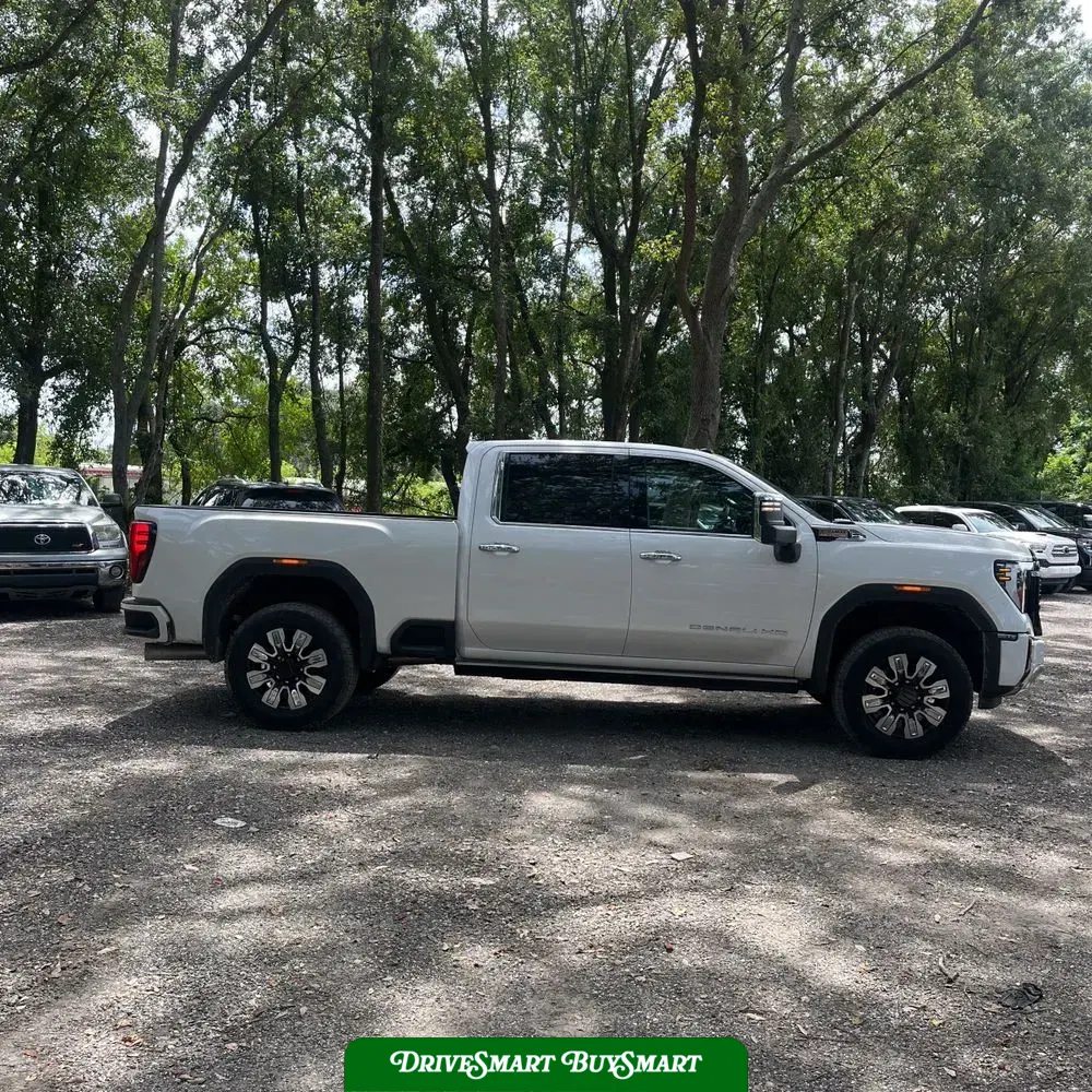 2025 GMC Sierra 2500HD Denali