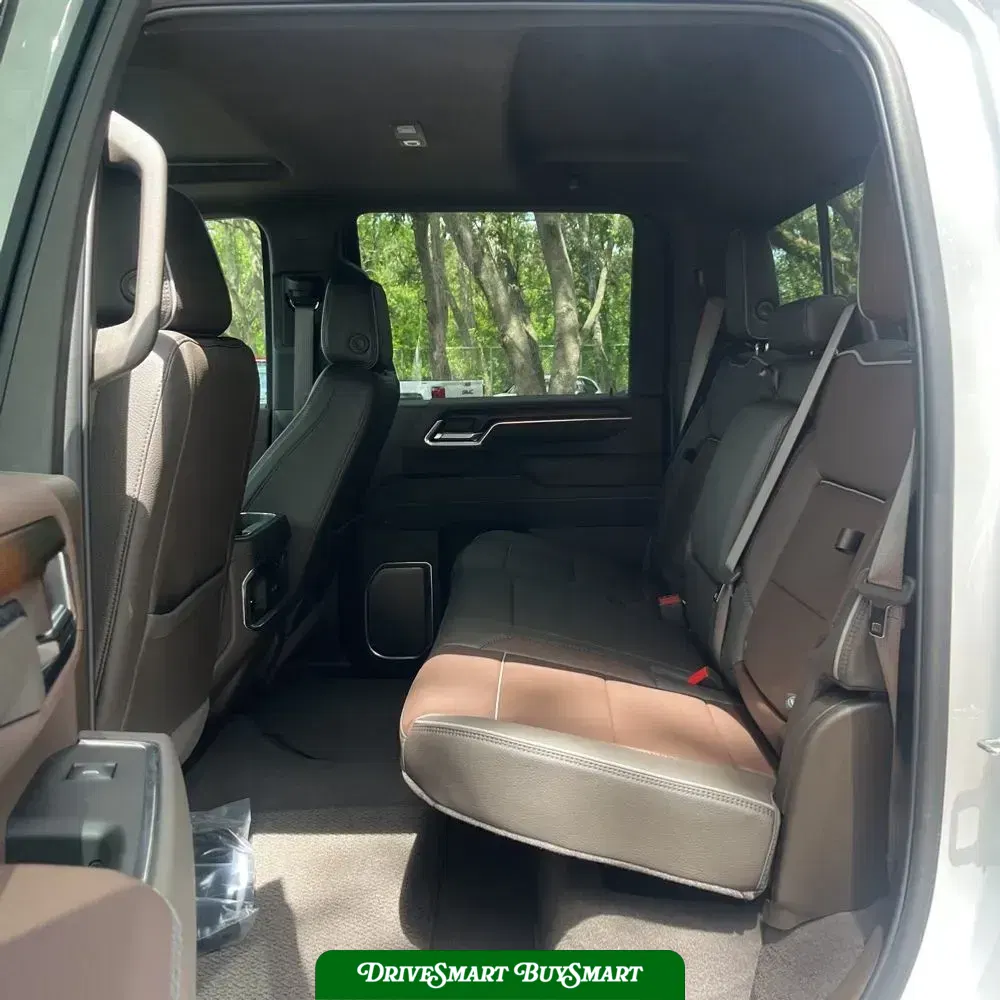 2025 GMC Sierra 2500HD Denali