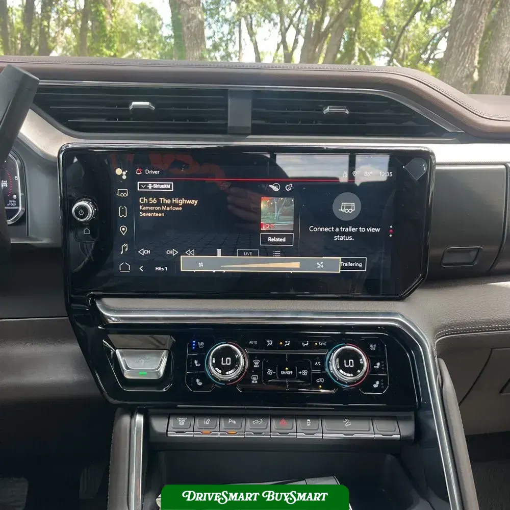 2025 GMC Sierra 2500HD Denali