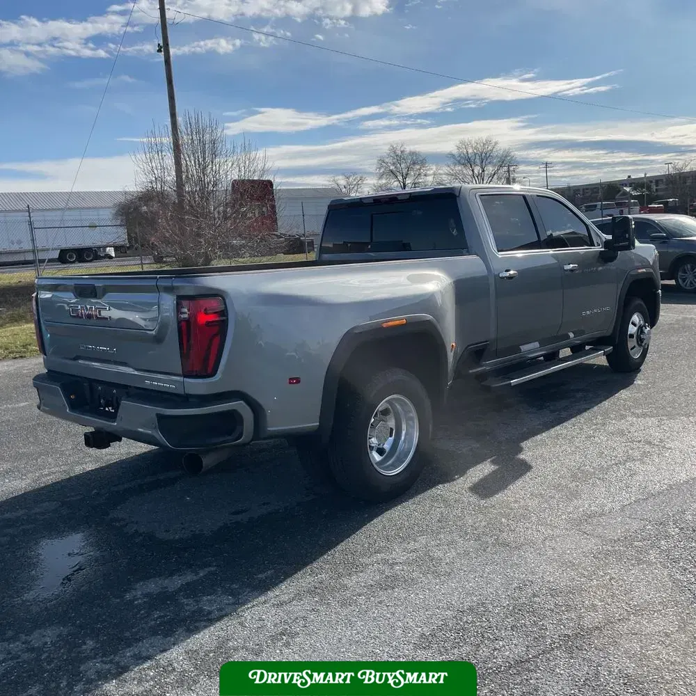 2025 GMC Sierra 3500HD Denali