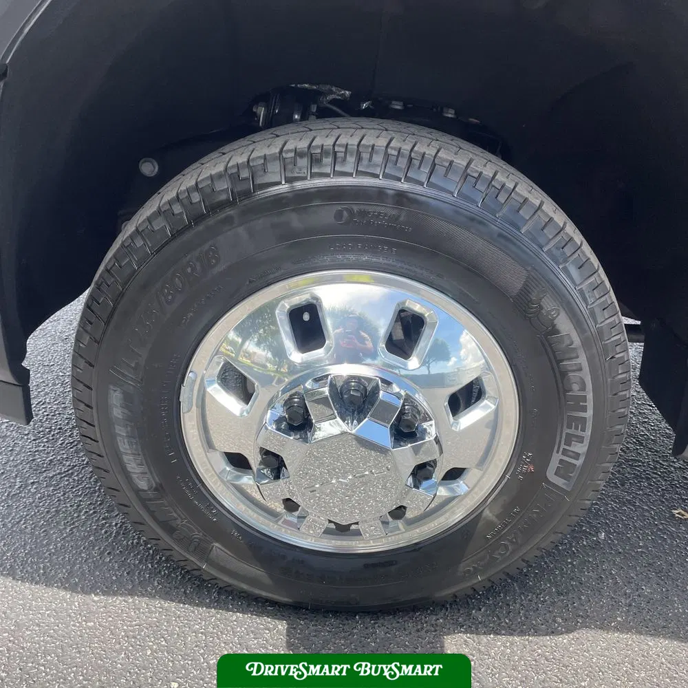 2025 GMC Sierra 3500HD Denali