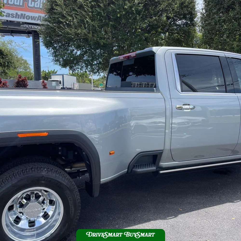 2025 GMC Sierra 3500HD Denali