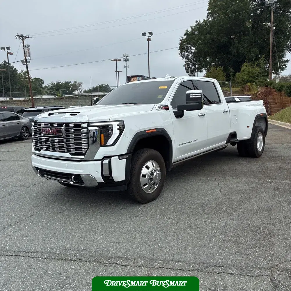 2025 GMC Sierra 3500HD Denali