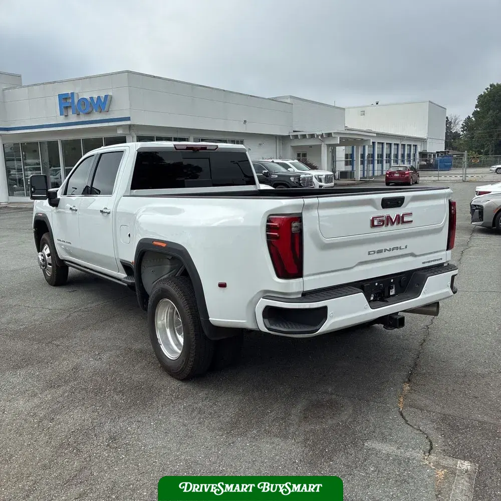 2025 GMC Sierra 3500HD Denali