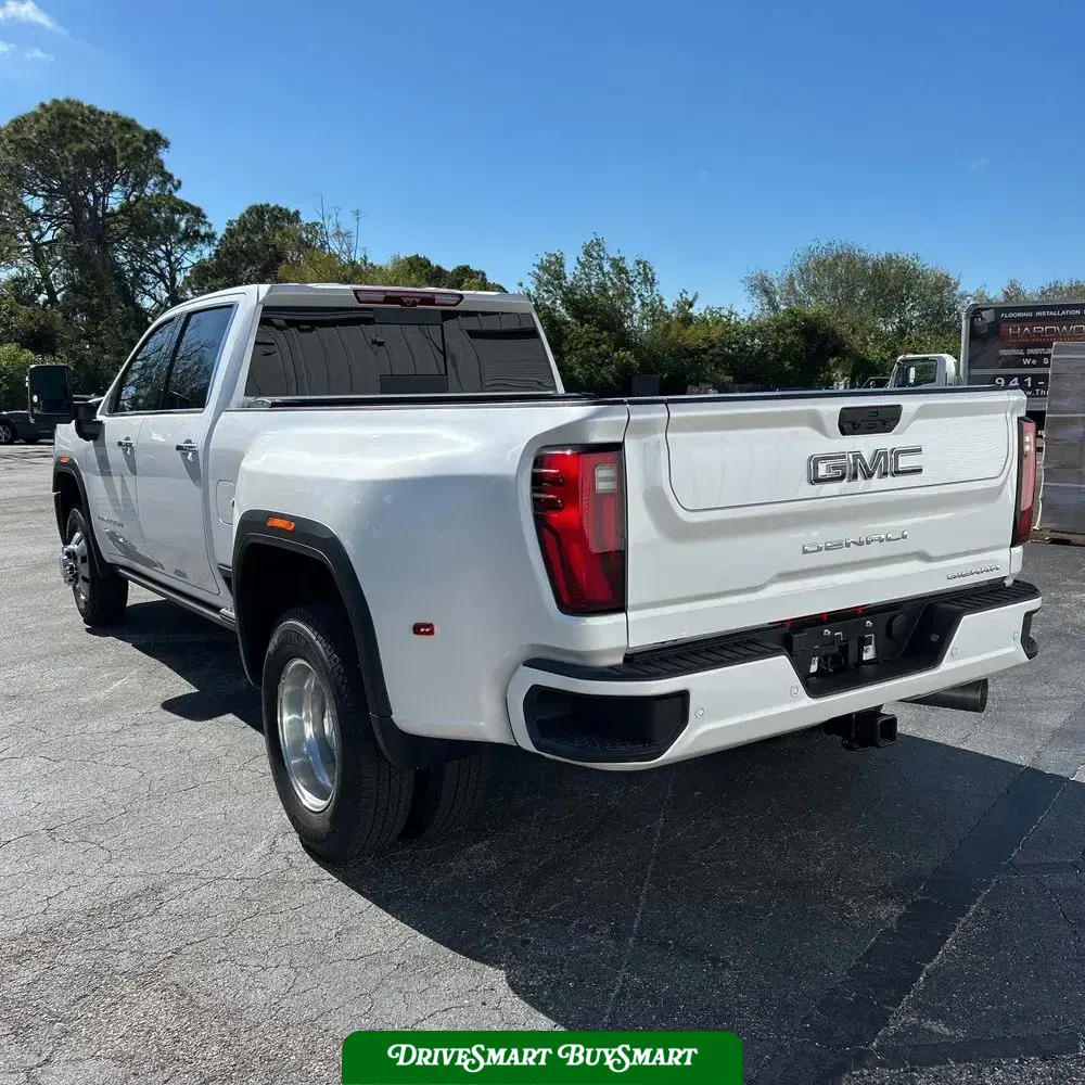 2025 GMC Sierra 3500HD Denali Ultimate