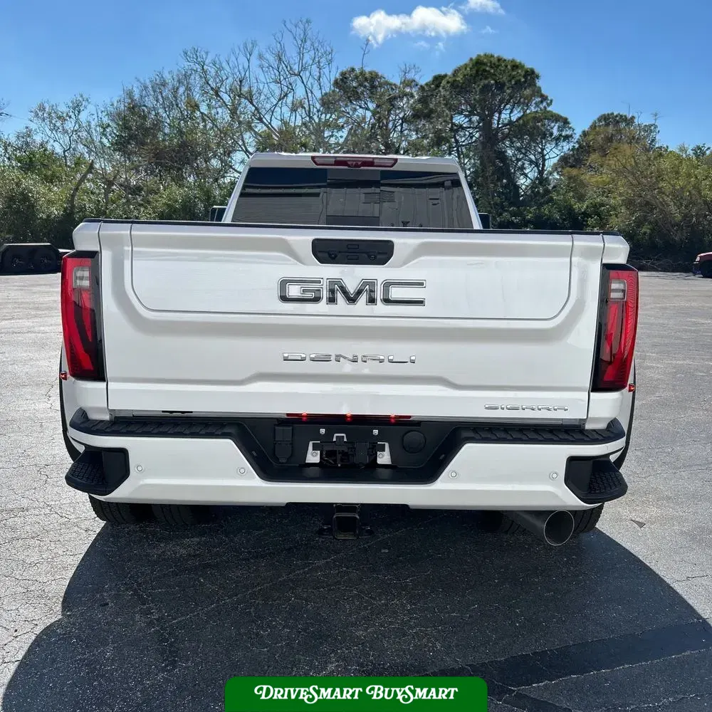 2025 GMC Sierra 3500HD Denali Ultimate