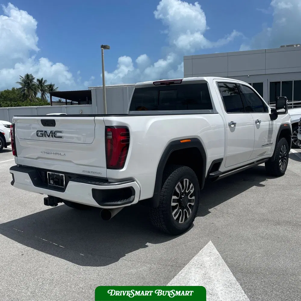 2025 GMC Sierra 3500HD Denali Ultimate