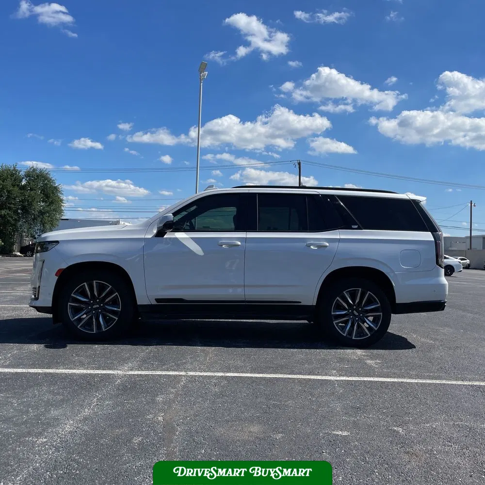 2022 Cadillac Escalade Sport