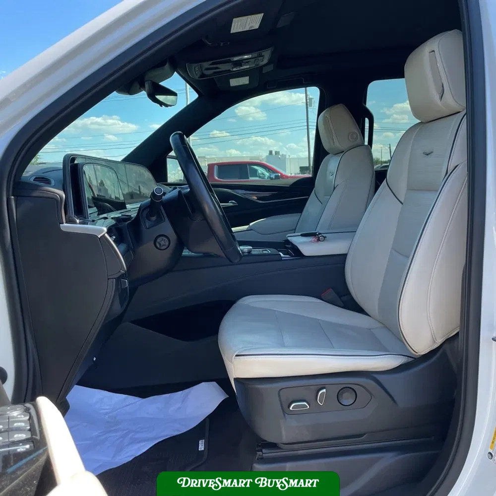 2022 Cadillac Escalade Sport