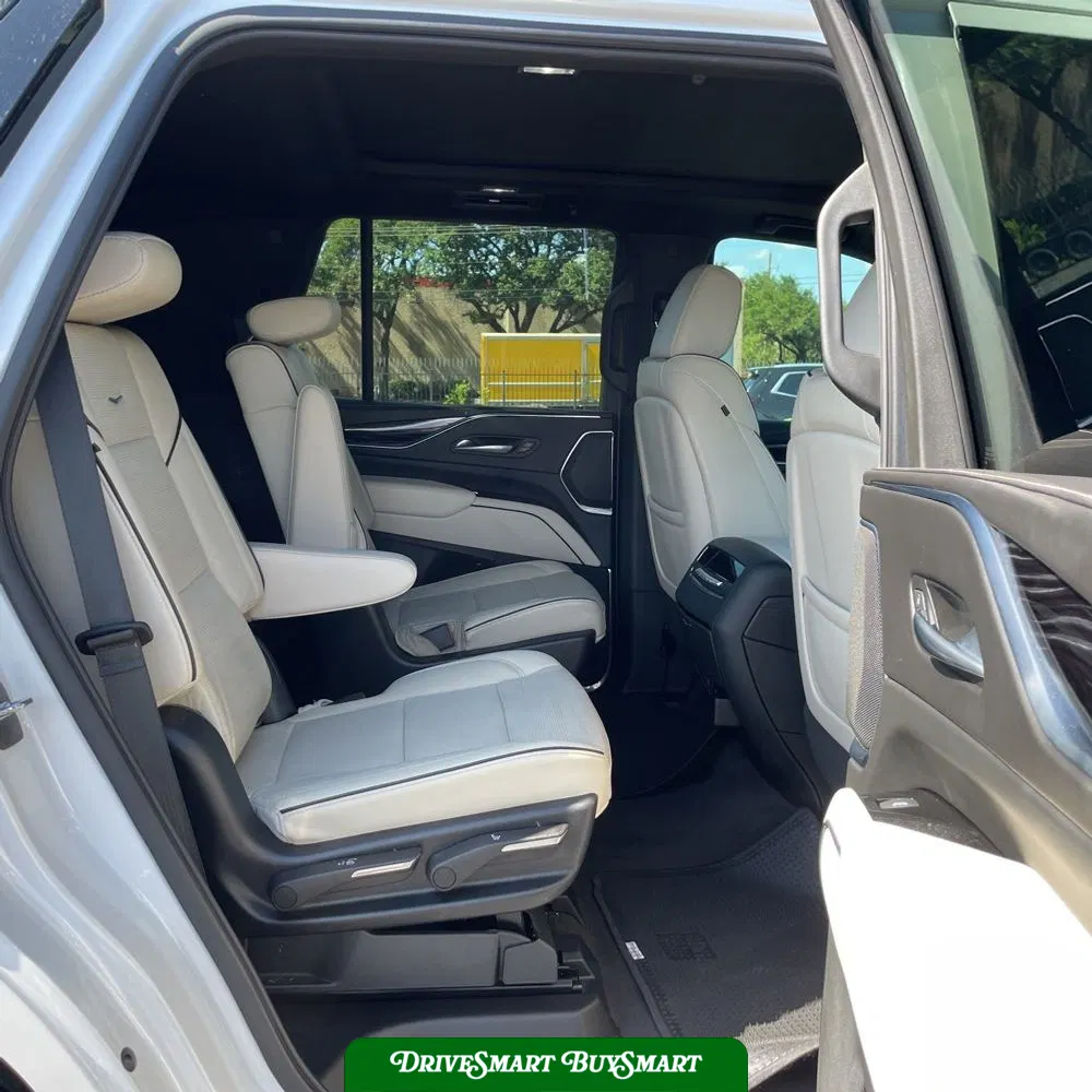 2022 Cadillac Escalade Sport