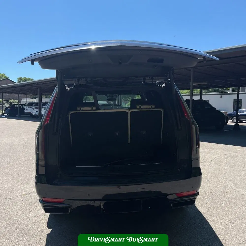 2022 Cadillac Escalade Sport