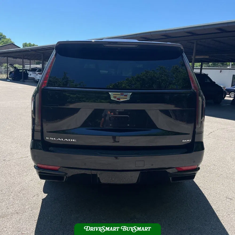 2022 Cadillac Escalade Sport