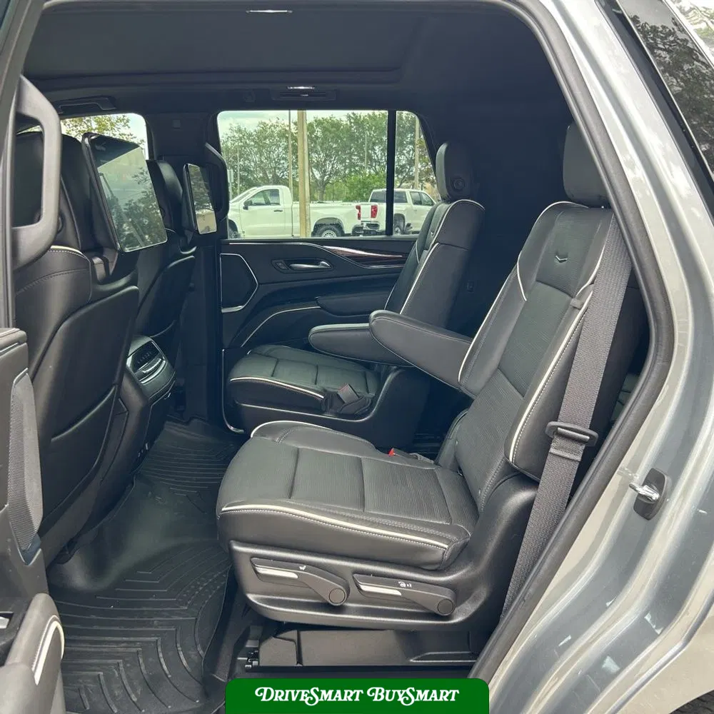 2024 Cadillac Escalade Premium Luxury