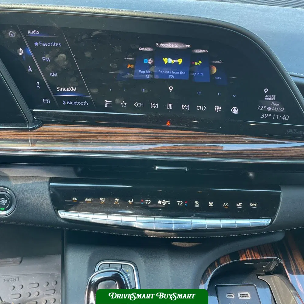 2022 Cadillac Escalade Premium Luxury